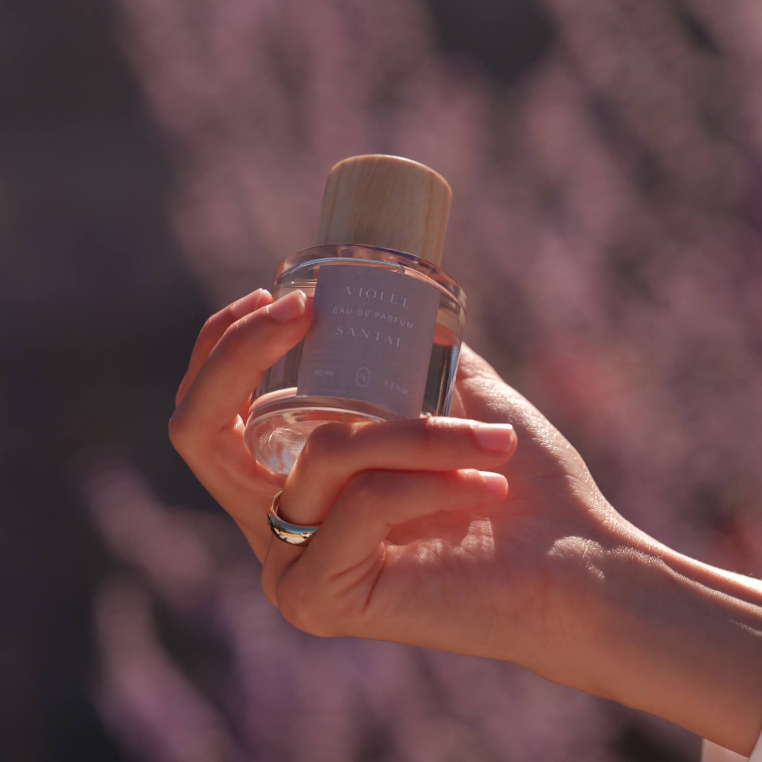 Oak Essentials Violet Santal for $17.95 per month | Scentbird