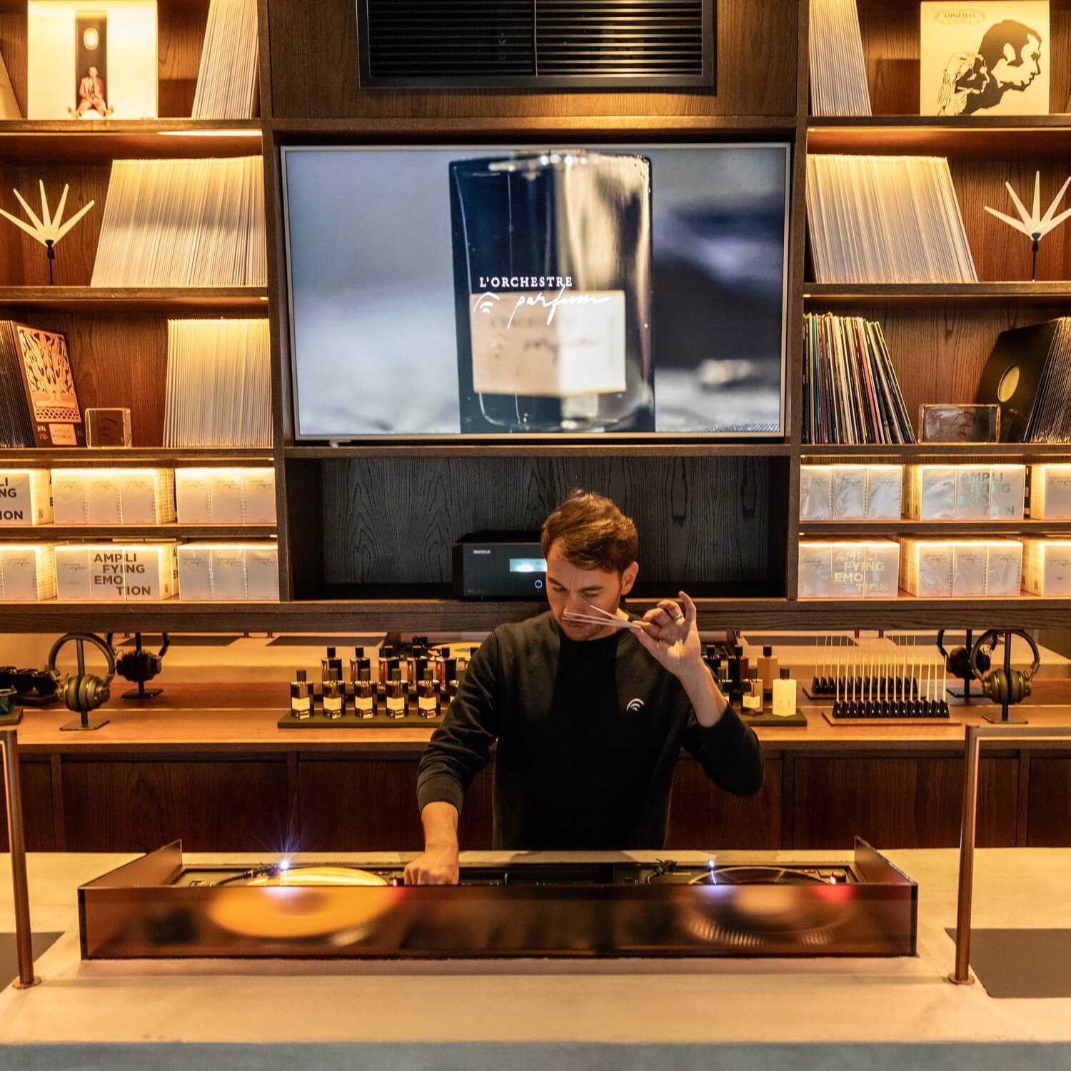 L'Orchestre Parfum Piano Santal for $17.95 per month | Scentbird