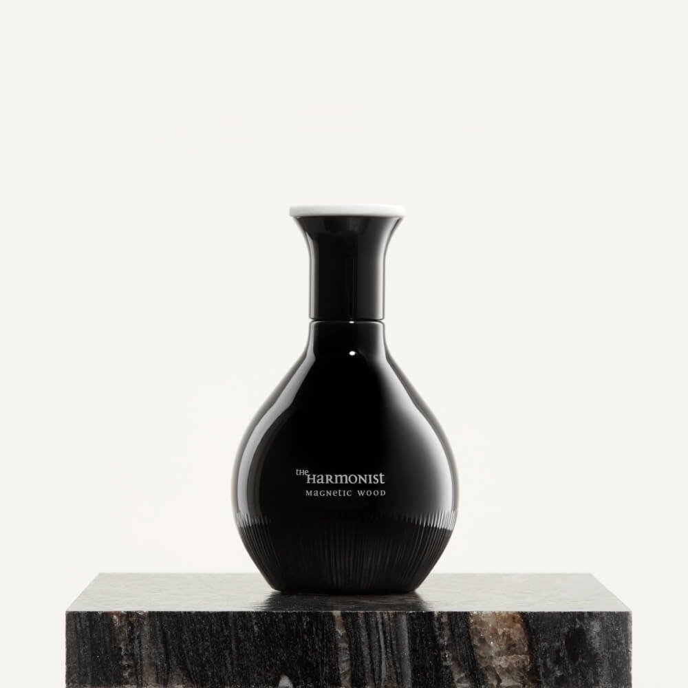 Buy THE HARMONIST Magnetic Wood at Scentbird for $17.95
