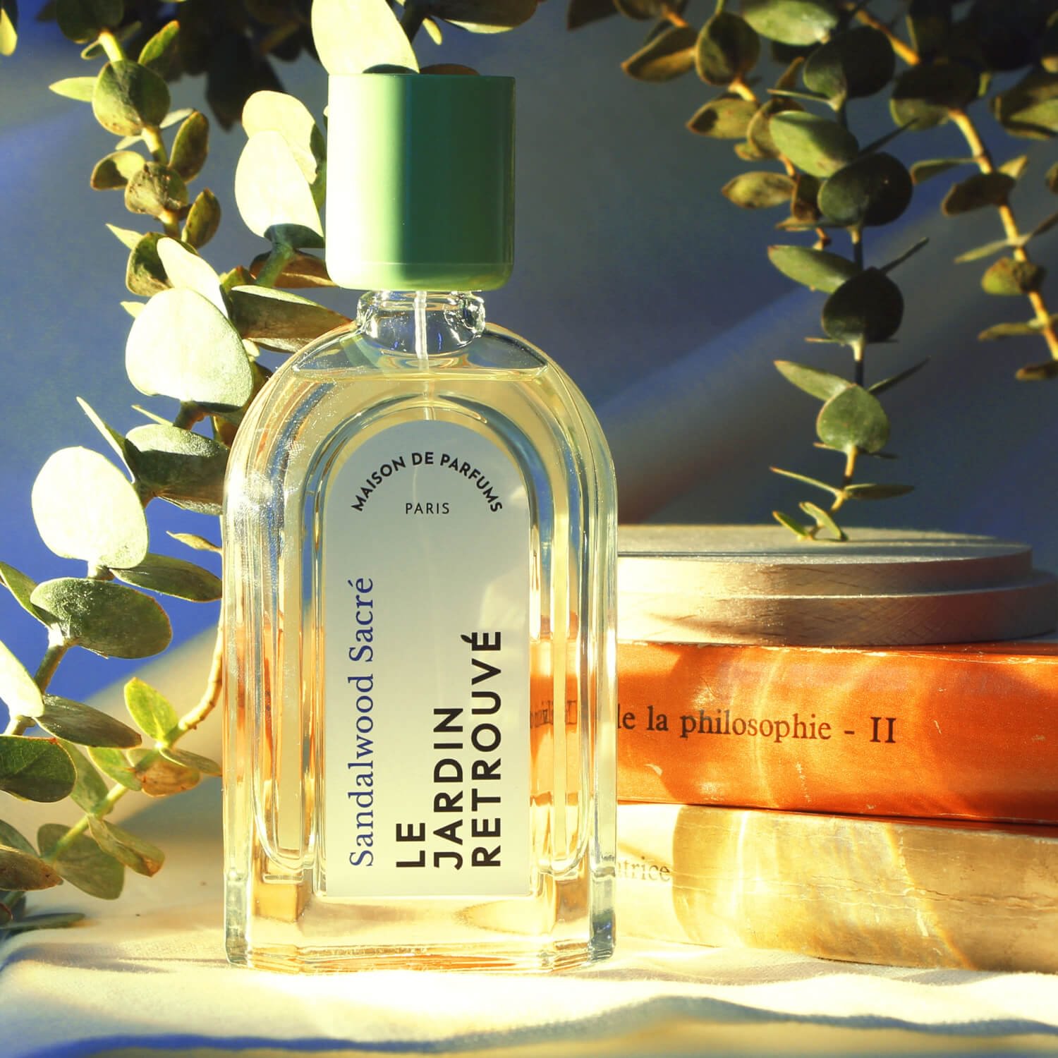 Le Jardin Retrouve Sandalwood Sacré | Scentbird
