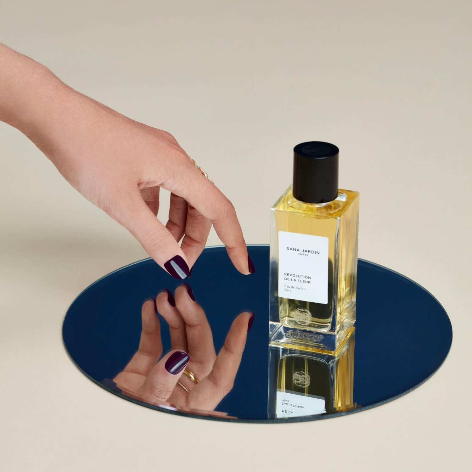Sana Jardin Revolution De La Fleur for $17.95 per month | Scentbird