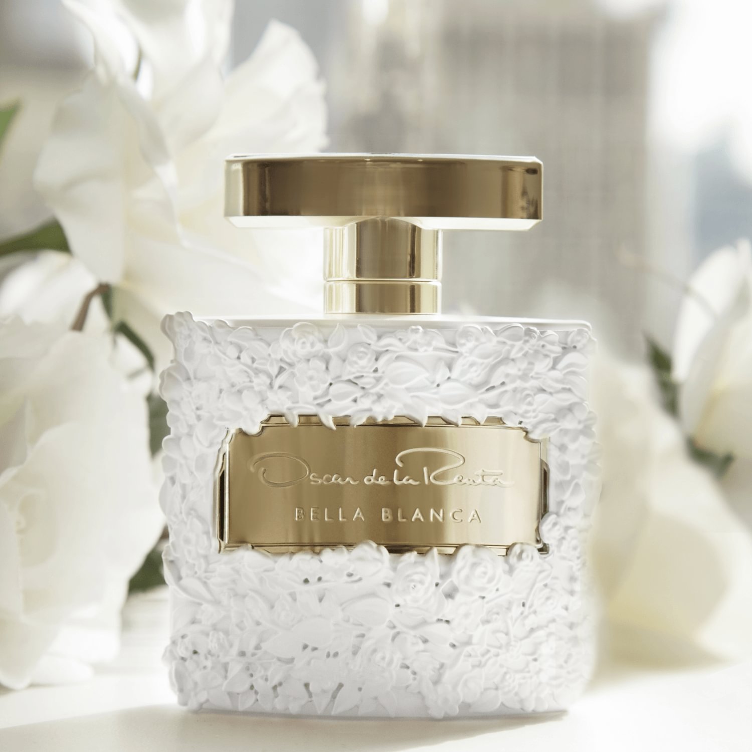 Buy OSCAR DE LA RENTA Bella Blanca at Scentbird for $16.95