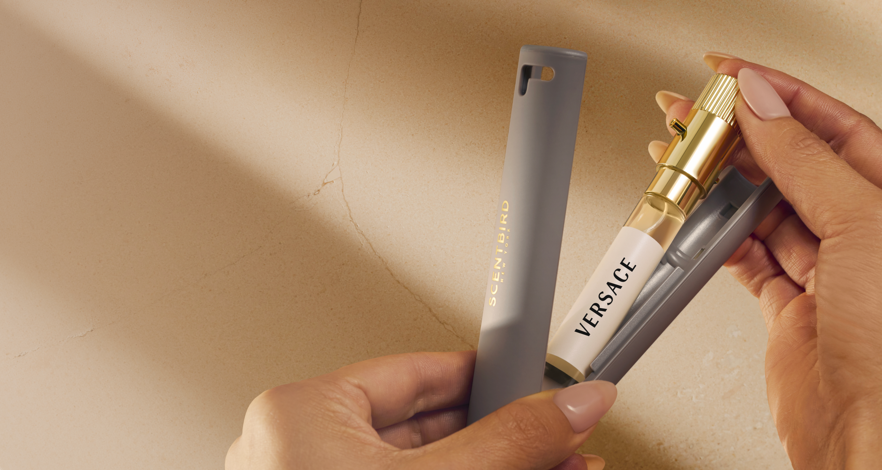 Scentbird vial and case