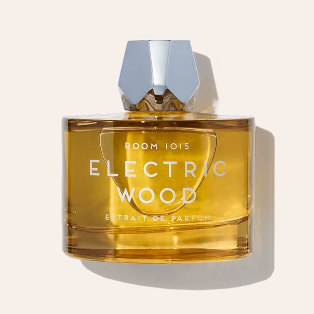Room 1015 Electric Wood